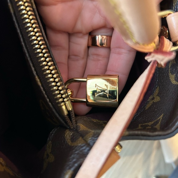 Louis Vuitton Monogram Montaigne BB MNG Hand Bag - Picture 6 of 16